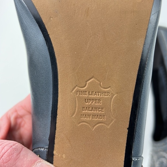 J. Renee! Gunsmoke blue leather gold studded embossed heels - Picture 12 of 13